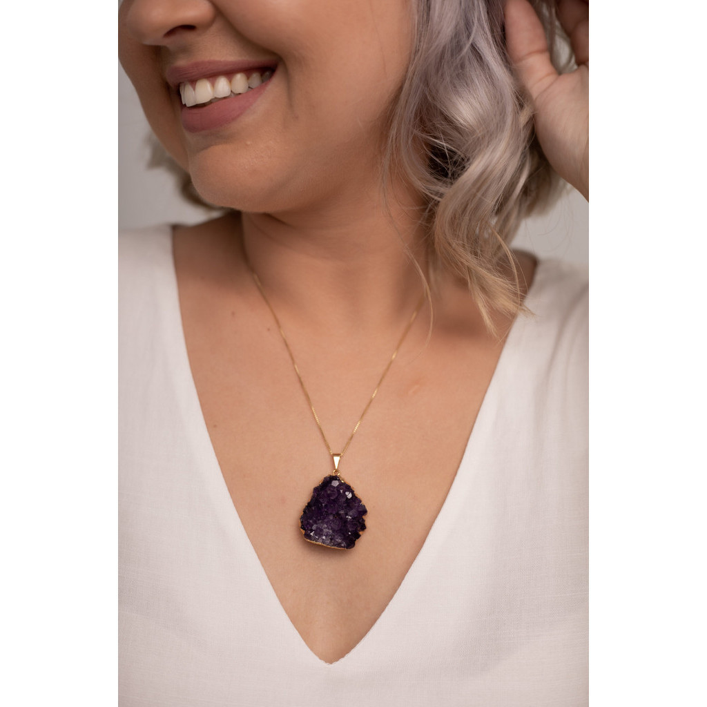 Colar Feminino de Pedra Natural Ametista em Drusa folheado em ouro 18k Cristal 100% Natural